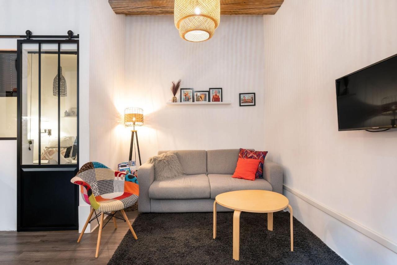 Le 14 Sathonay Apartment ลียง ภายนอก รูปภาพ